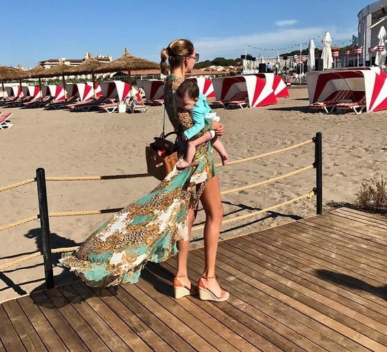 Bianca Drăguşanu a făcut parada modei la turci