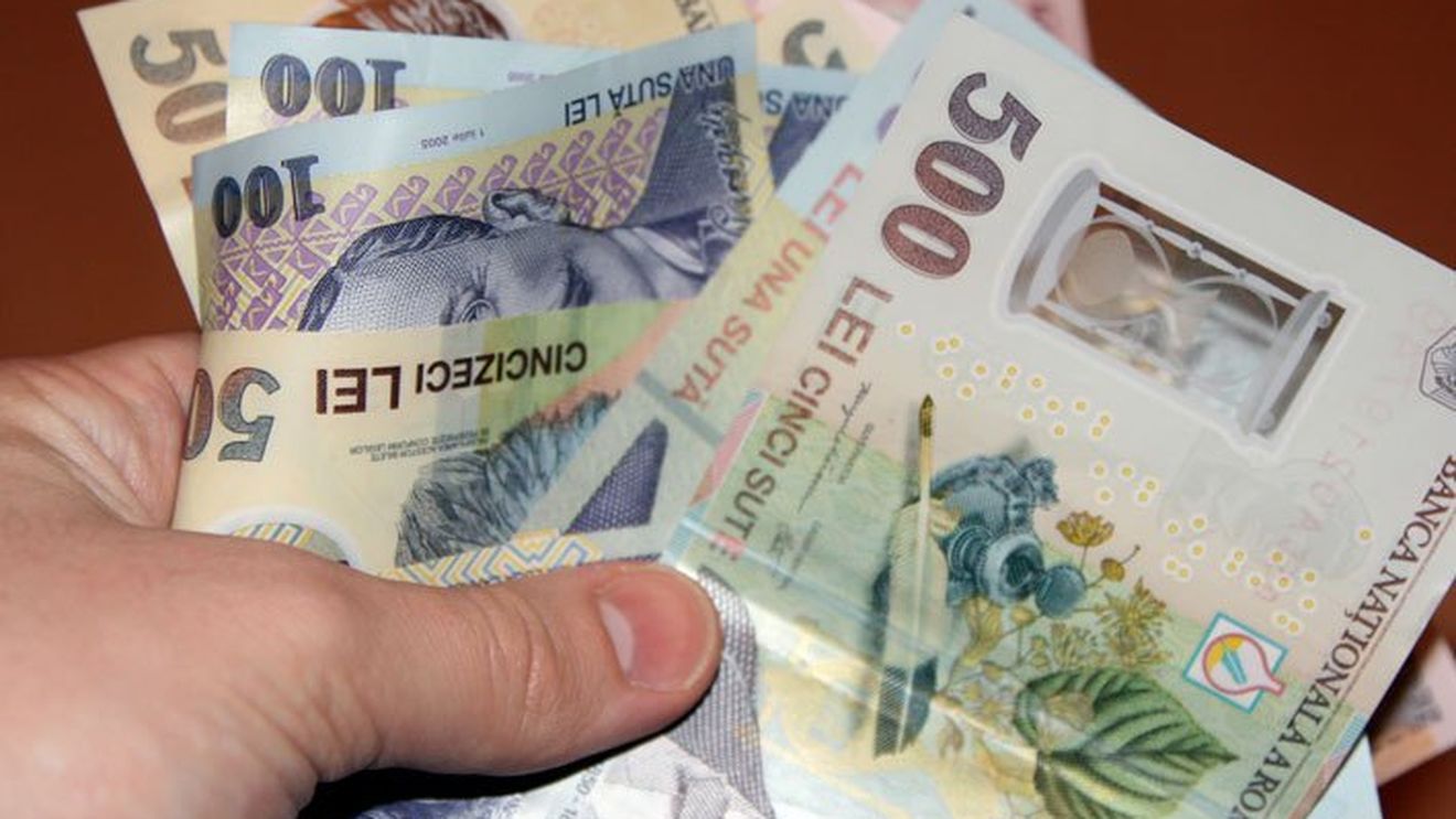 Veste excelentă la sfârșit de an! Românii vor primi, lunar, bani pentru hrană. Află suma și dacă poți beneficia de indemnizație