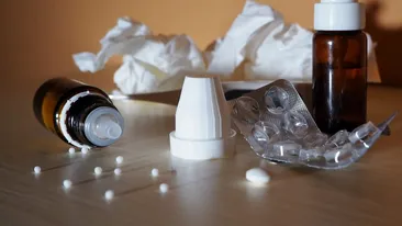 Cum se tratează infecţia cu coronavirus dacă ai simptome uşoare