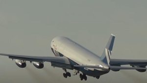 Ce este ”Avionul Apocalipsei”, pe care Putin l-a scos pe cerul Moscovei