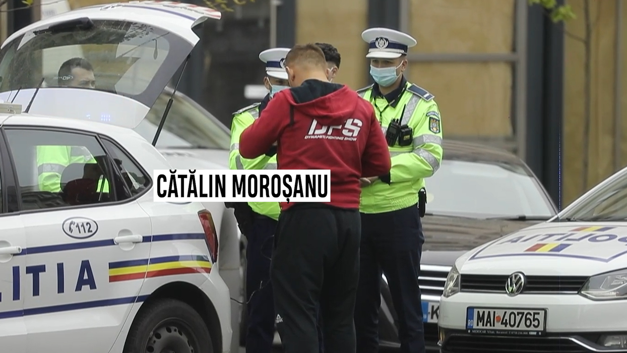 Cătălin Moroșanu suflă în etilotest