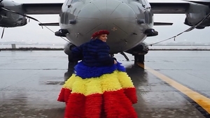 Cum a apărut Viorica, o moldoveancă din Chișinău, la parada de 1 Decembrie? Toate privirile s-au întors către ea