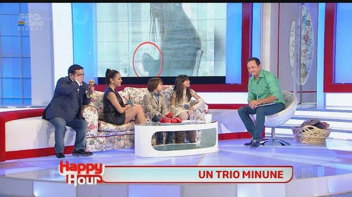 Ele sunt "minunile" lui Minune! Uite ce copii frumoşi poate să aibă manelistul!