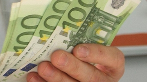 Cursul BNR. Cât a ajuns să coste astăzi un euro
