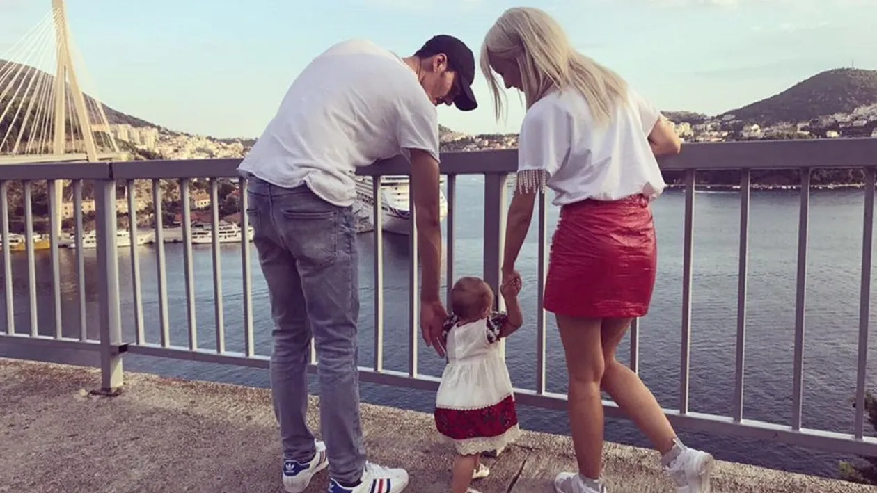 Andreea Bălan, la picioarele lui George Burcea. “Soţul meu...” Motivul pentru care artista aşteaptă cu nerăbdare Crăciunul