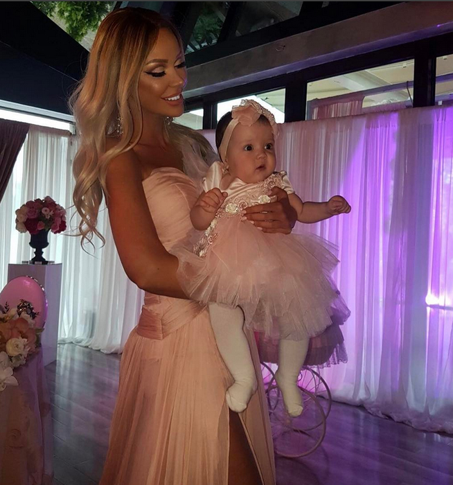 Bianca Drăguşanu a ieşit în pierdere după botezul Sofiei