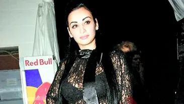 Sfatuieste tinerele sa plece din tara