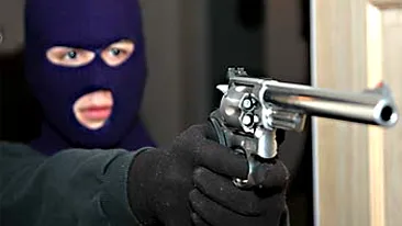 Copil britanic, rapit de hoti inarmati in Pakistan