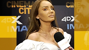 Maria Constantin, pusă la zid de critici că face nunta în post! Artista le dă replica
