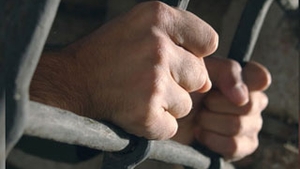 SOCANT! Un criminal american isi viola victimele, le strangula, le resuscita, apoi le sugruma pana mureau