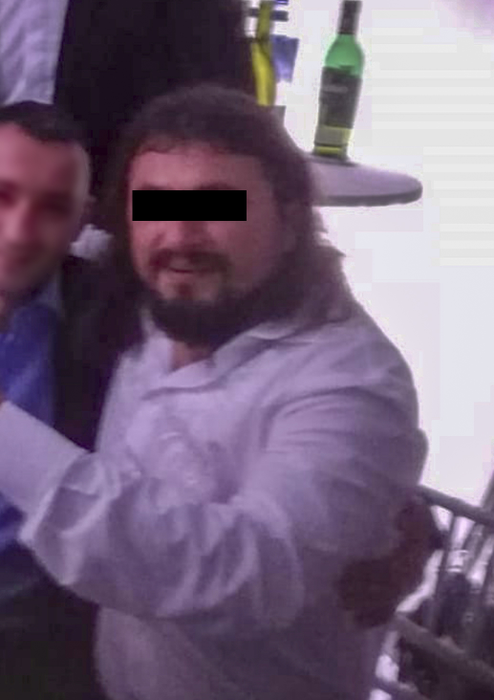 O altă imagine în care apare posesorul actului de identitate găsit în mașina cu care circula Răzvan Ciobanu în momentul accidentului