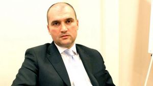 Directorul Antena Group, RIDICAT de DNA. Este cercetat penal pentru santaj