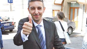 Dan Diaconescu a lansat prăjitura care îi poartă numele! Cum arată şi cât costă o porţie