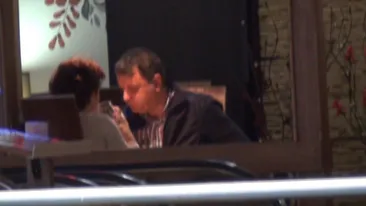 Dupa ce a inselat-o Lucian Mandruta s-a facut baiat de casa! Vezi cum isi spala pacatele vedeta!