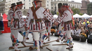 Targ de Sfintii Apostoli Petru si Pavel la Muzel Satului!