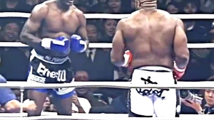 Ăsta e meciul spectacol, dintre Bob Sapp și Ernesto Hoost! Spectatorii în delir! VIDEO