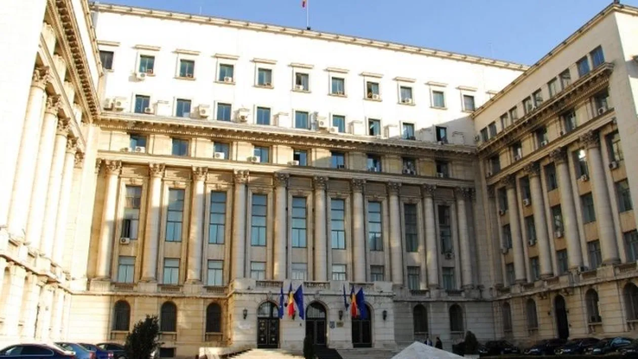 Protest în fața MAI. S-au adunat aproximativ 100 de persoane: Poliția este complice în afacerile de trafic de ființe umane