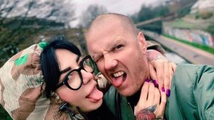 DJ Wanda și Karl au avut cea mai ciudată aniversare a nunții! Unde au ajuns cei doi