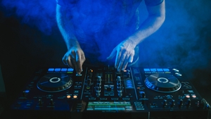Fiul unui celebru cântăreț, găsit mort într-un lac din Georgia! Tânărul de 27 de ani era un DJ promițător