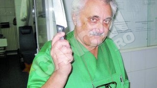 Bendeac, un dr. Bacalbasa la indigo! Actorul l-a jucat cu succes pe spumosul medic din Galati