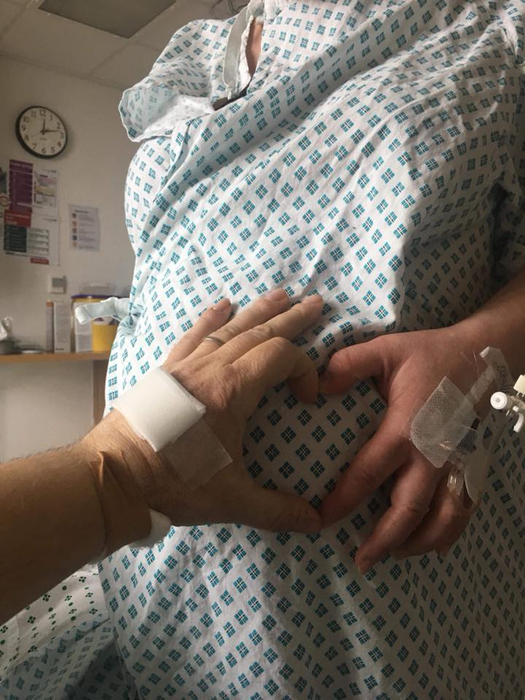 Scene de groază în Londra! Un român a fost înjunghiat în cap și lângă inimă de un grup imens de copii! A scăpat ca prin urechile acului. Atenție, imagini șocante!