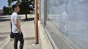 Acesta este cel mai norocos elev de la BAC 2026, sesiunea de toamnă. Ploieșteanul a luat 5.10 la română și 5.00 la matematică și avea nevoie de o minune în ultima zi, pentru a obține media 6.00. Cât a luat la biologie