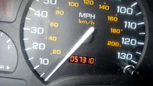 Mașinile din România care au cei mai mulți kilometri dați înapoi. Modelele pe care trebuie să le verifici bine