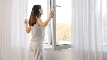 6 semne că locuința ta are probleme cu circulația aerului. Cum îți dai seama că trebuie să iei măsuri