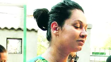 Nicoleta Luciu e internata de opt zile si a gasit solutia anti-plictiseala: Si-a cazat sora la spital