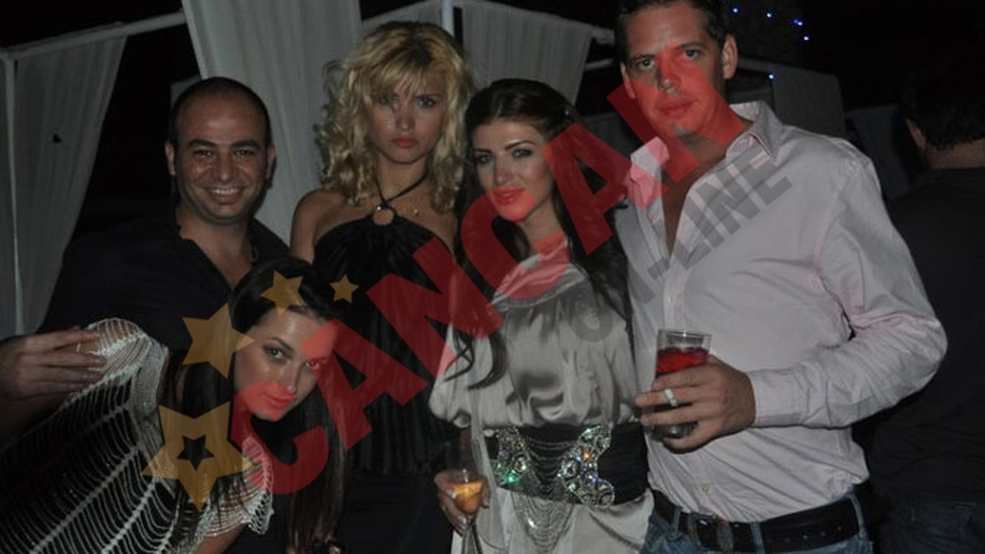 I-a oferit o petrecere in Dubai