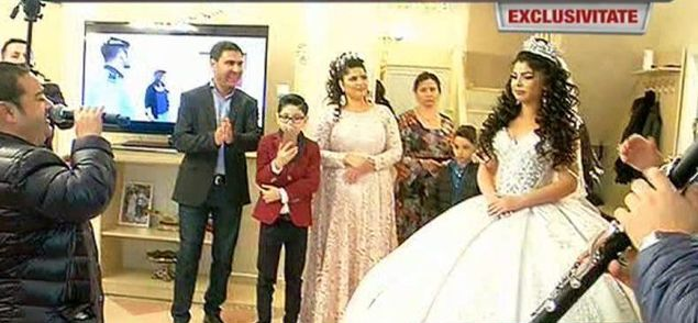 Nuntă mare! Maria Câmpina şi-a mai măritat o nepoată! Adrian Minune a fost invitat special