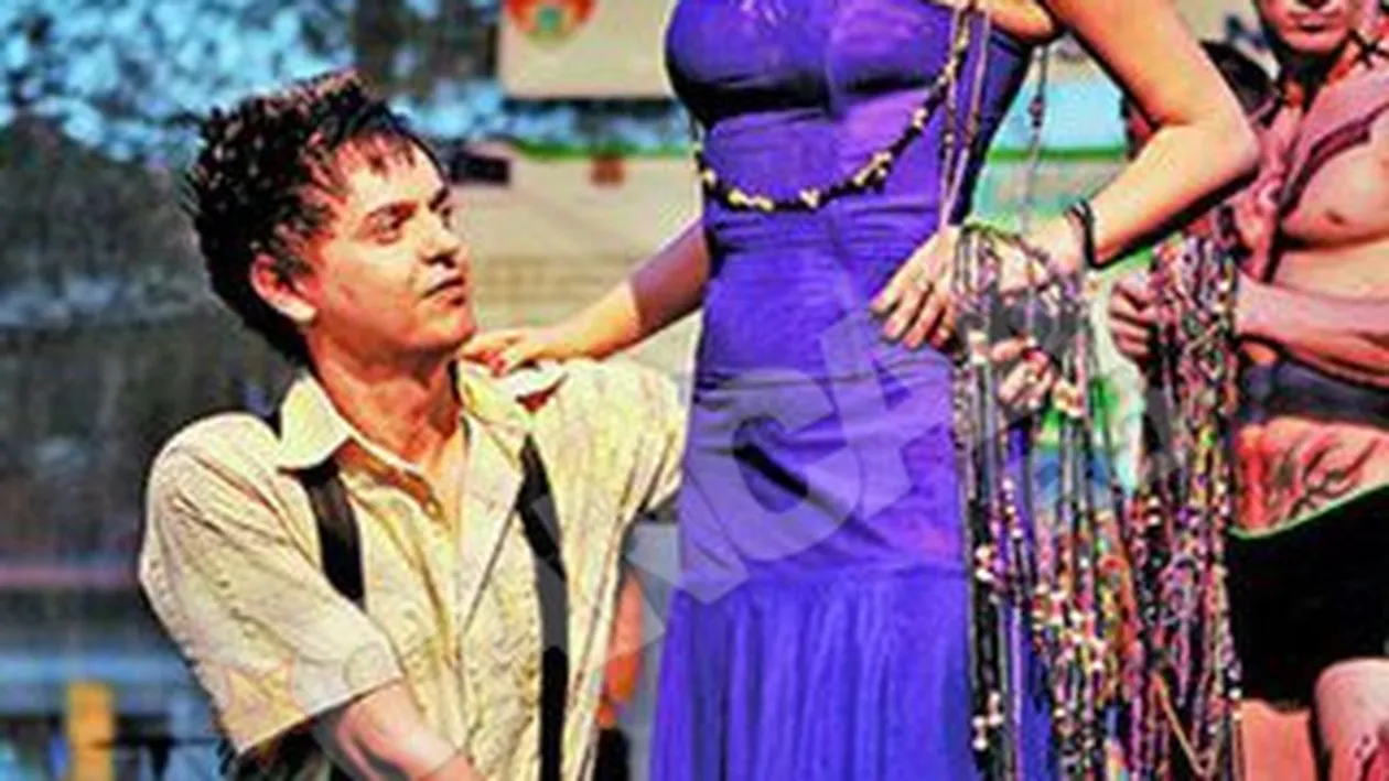 Simona Trasca, aproape de Cartea Recordurilor! A purtat un cercel de jumatate de kilometru