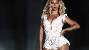 Beyonce a întors toate capetele la un spectacol. Are sau nu chiloţi vedeta?