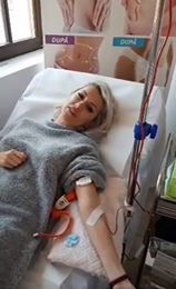 FOTO / Raluca de la „Bambi”, cu branulă în mână în cabinetul medicului: „Am leşinat”. Ce i s-a întâmplat artistei