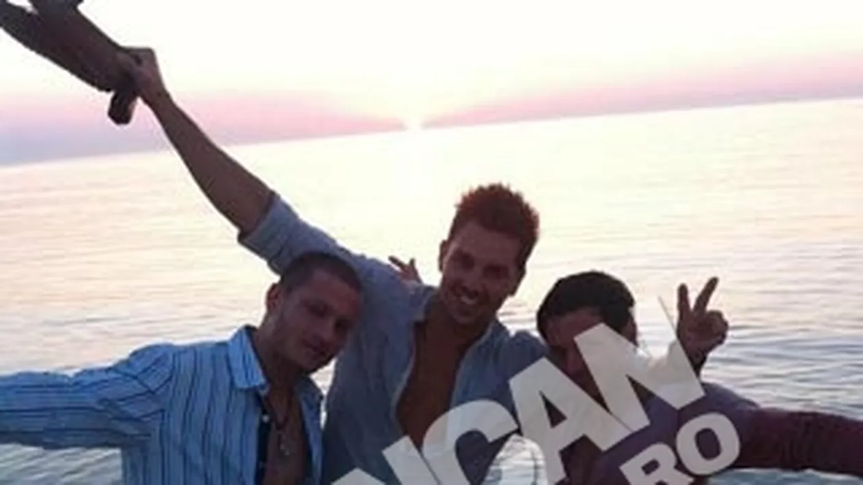 Pachetel de muschi, bronz si zambet perfect! Il recunosti pe masculul care le-a infierbantat pe toate fetele de pe plaja de la Mamaia?