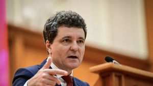 Curs valutar 26 mai 2025. Cât a ajuns să coste 1 euro, după învestirea lui Nicușor Dan în funcția de președinte al României