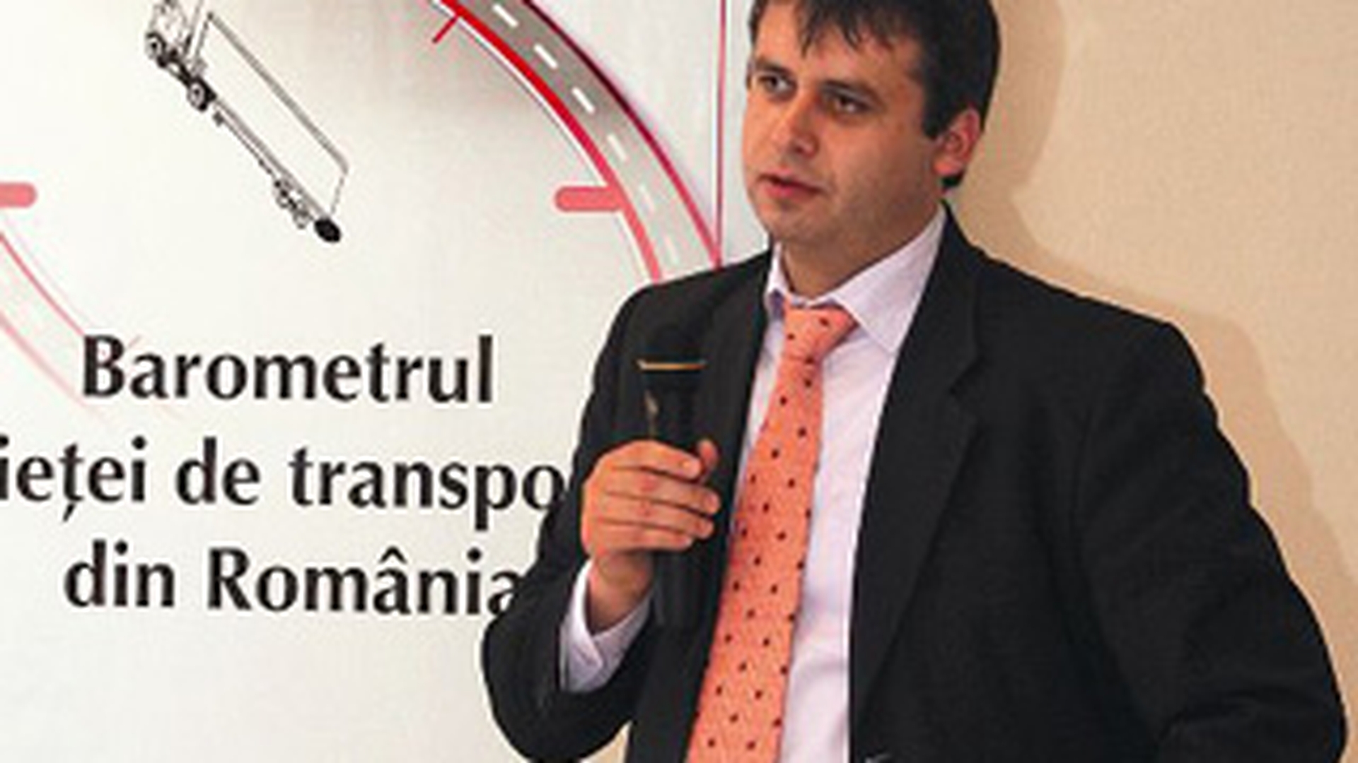 Adrian Crit e noul director al RATB