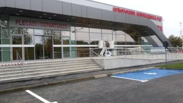 Directorul Aeroportului din Iași și alți doi angajați, bolnavi de Covid-19