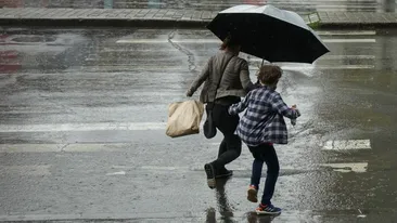 Prognoza meteo azi, 10 martie 2026. Ploile își fac apariția în est, dar sudul se încălzește