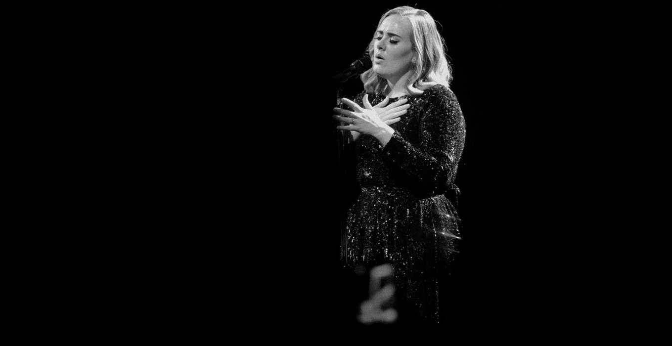 Vești proaste pentru fanii lui Adele! Reprezentanții cântăreței au făcut anunțul trist