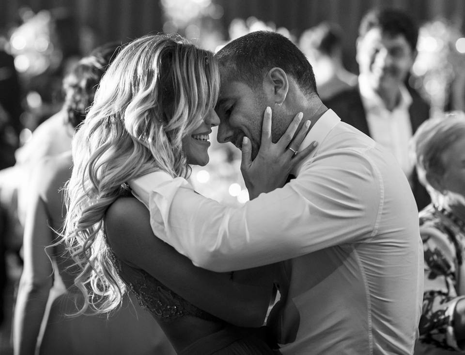 Raluca îi va dărui curând un copil lui Sorin