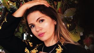 Doliu în lumea muzicii! O artistă a murit la doar 32 de ani, după ce a suferit o intervenție estetică