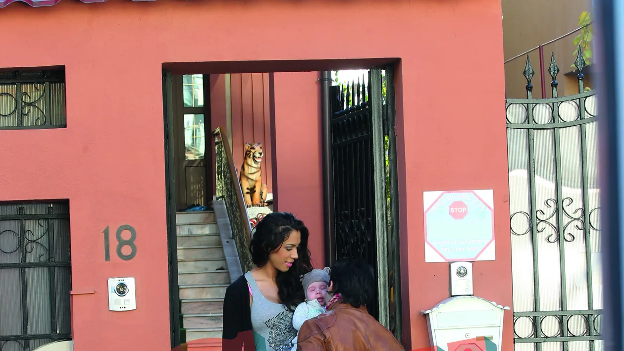 Imagini in premiera cu familia Pascu reunita. Prima fotografie cu fetita lui Pepe!