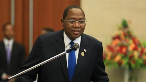 Ambrose Dlamini, premierul unui regat african, a murit după ce s-a infectat cu noul coronavirus