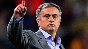 Ce HOT este fata antrenorului Jose Mourinho! Fara sutien la bratul tatalui ei