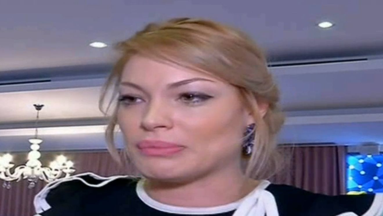 Valentina Pelinel rupe tăcerea! Vedeta a dezvăluit de ce nu îşi doreşte să spună cine este tatăl bebeluşului