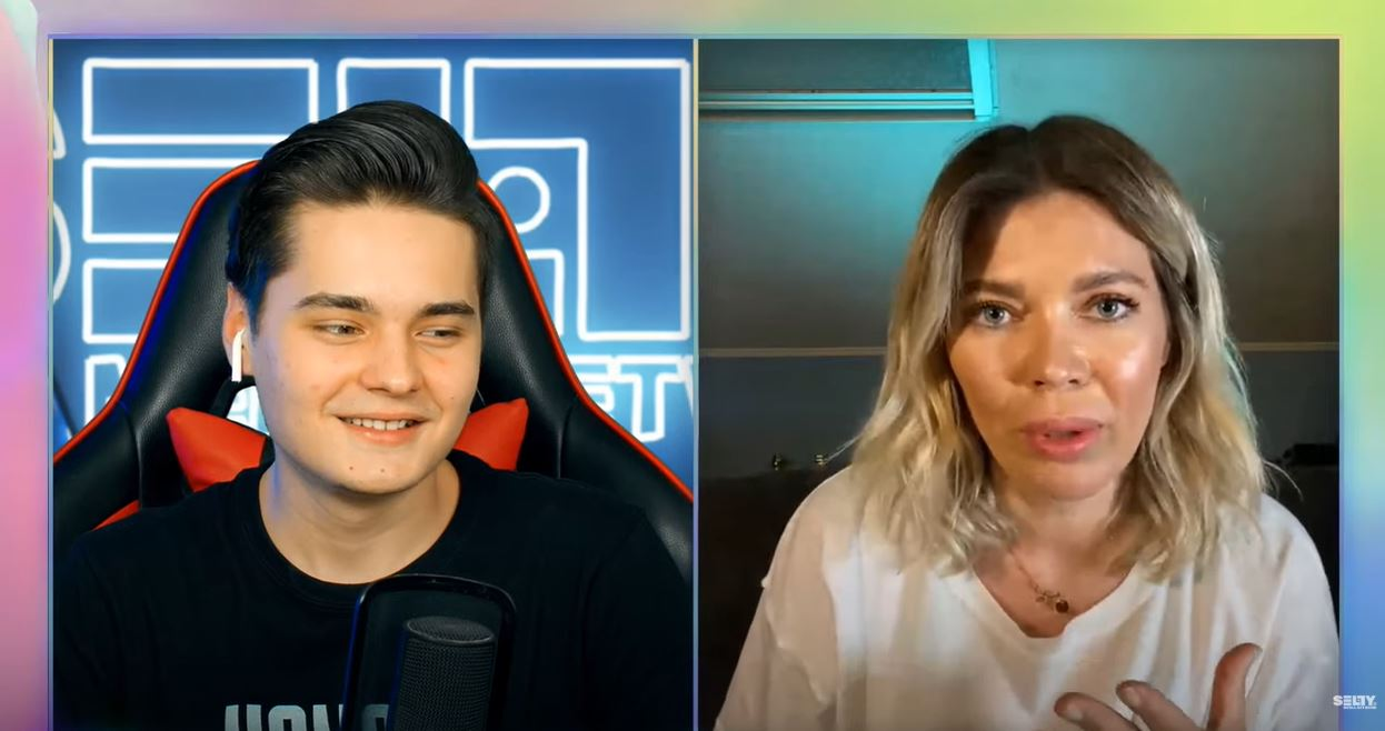 Smiley a întrerupt live-ul iubitei sale cu Selly! Ce i-a cerut Ginei Pistol: “Scuzați-ne”
