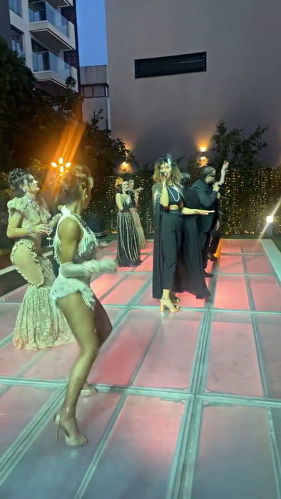 Droopy a încercat să dea un party ca în "Marele Gatsby" (Foto: Instagram)