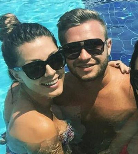 Ilinca se iubeşte cu Andrei Neacşu