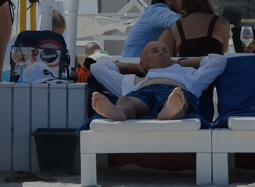 Soția actorului a avut grijă să nu fie deranjat